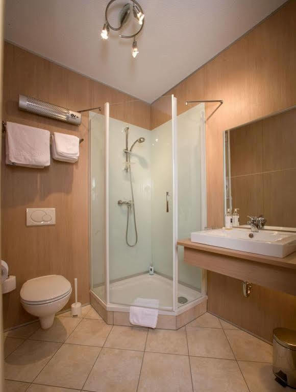 Hotel Blie, Bed & Breakfast, Self Check-In Хорн Экстерьер фото